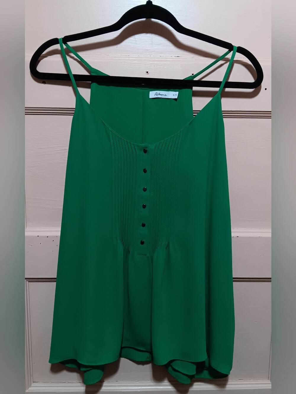 Reitmans Green Spaghetti-Strap Button-Front Cami
